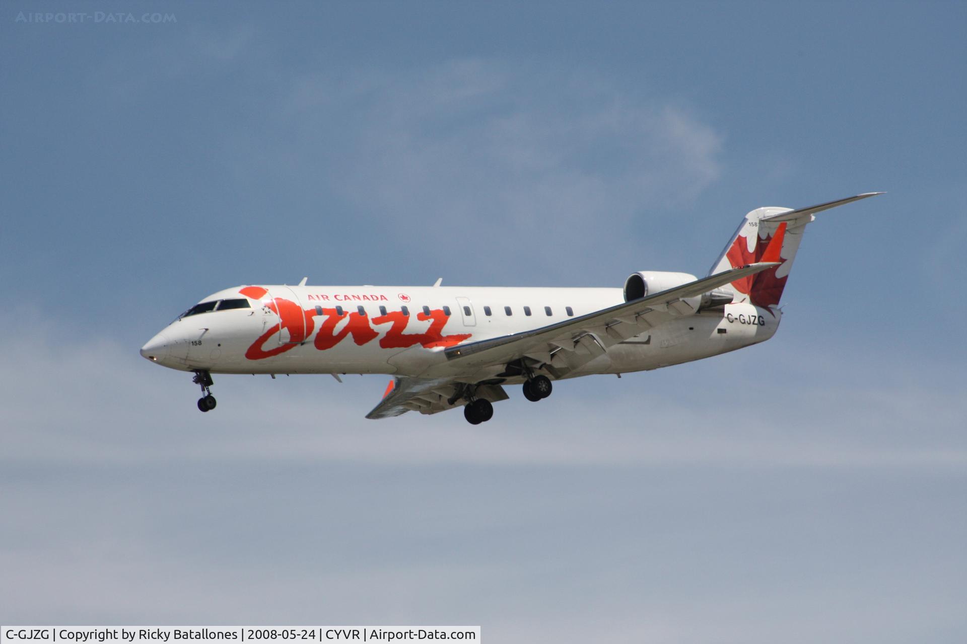 C-GJZG, 2001 Bombardier CRJ-200ER (CL-600-2B19) C/N 7561, Air Canada Jazz
