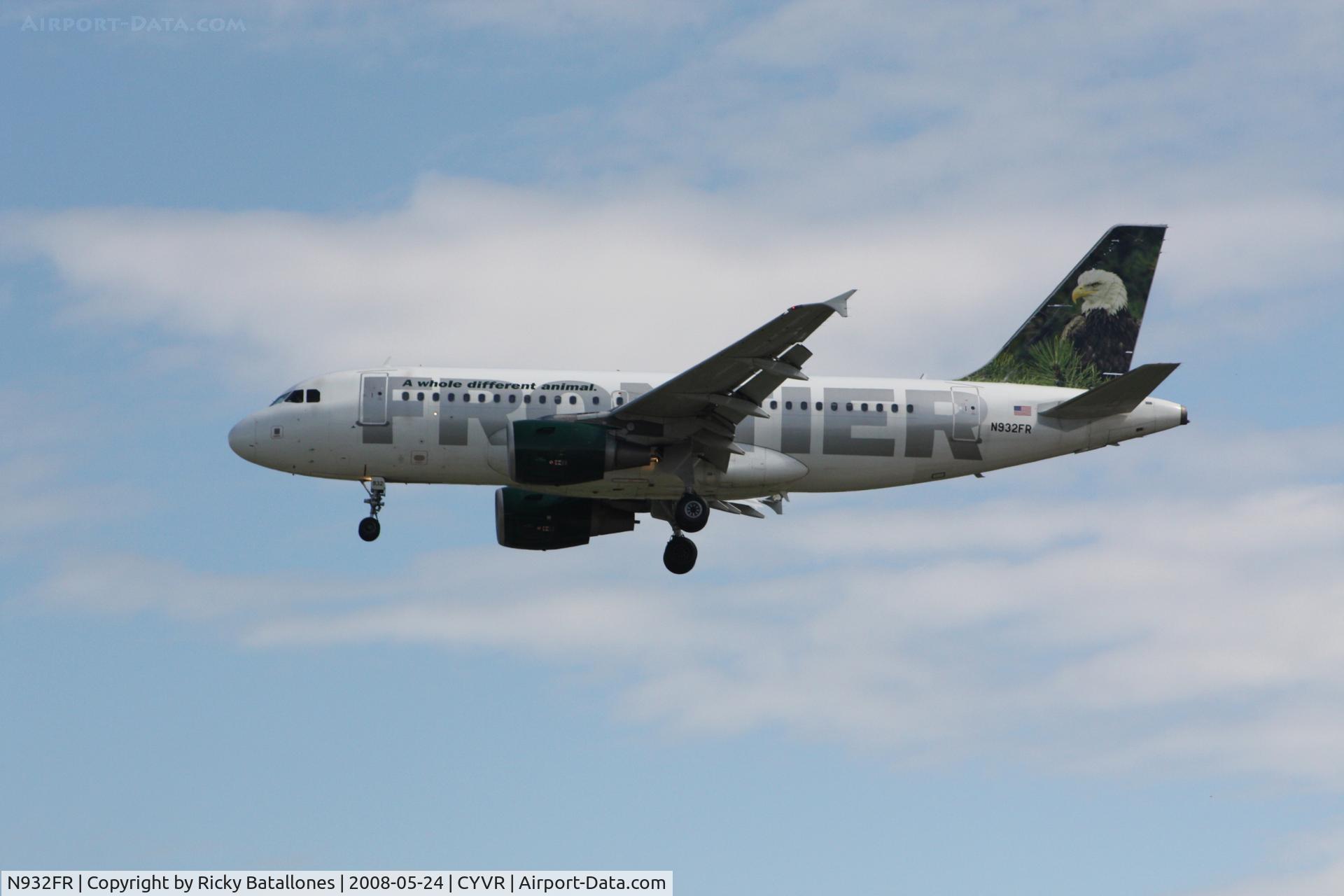 N932FR, 2004 Airbus A319-111 C/N 2258, Frontier Airlines