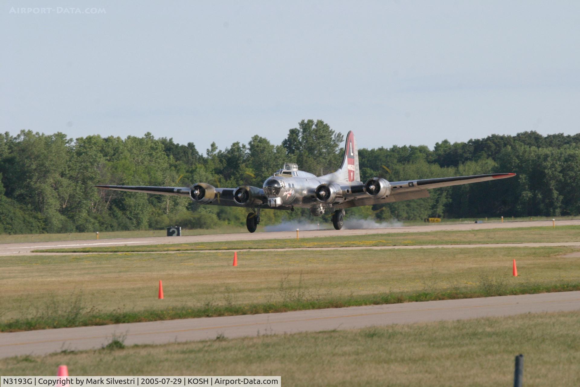 N3193G, 1944 Boeing B-17G Flying Fortress C/N 77255, Oshkosh 2005