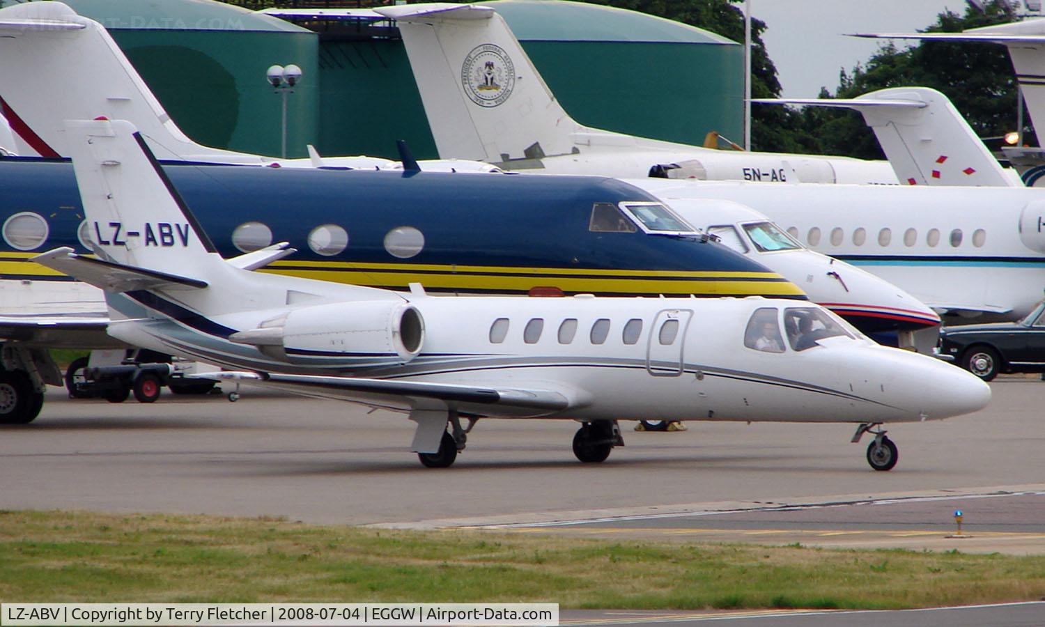 LZ-ABV, 2005 Cessna 550 Citation Bravo C/N 550-1103, Bulgarian Cessna 550 Bravo at Luton