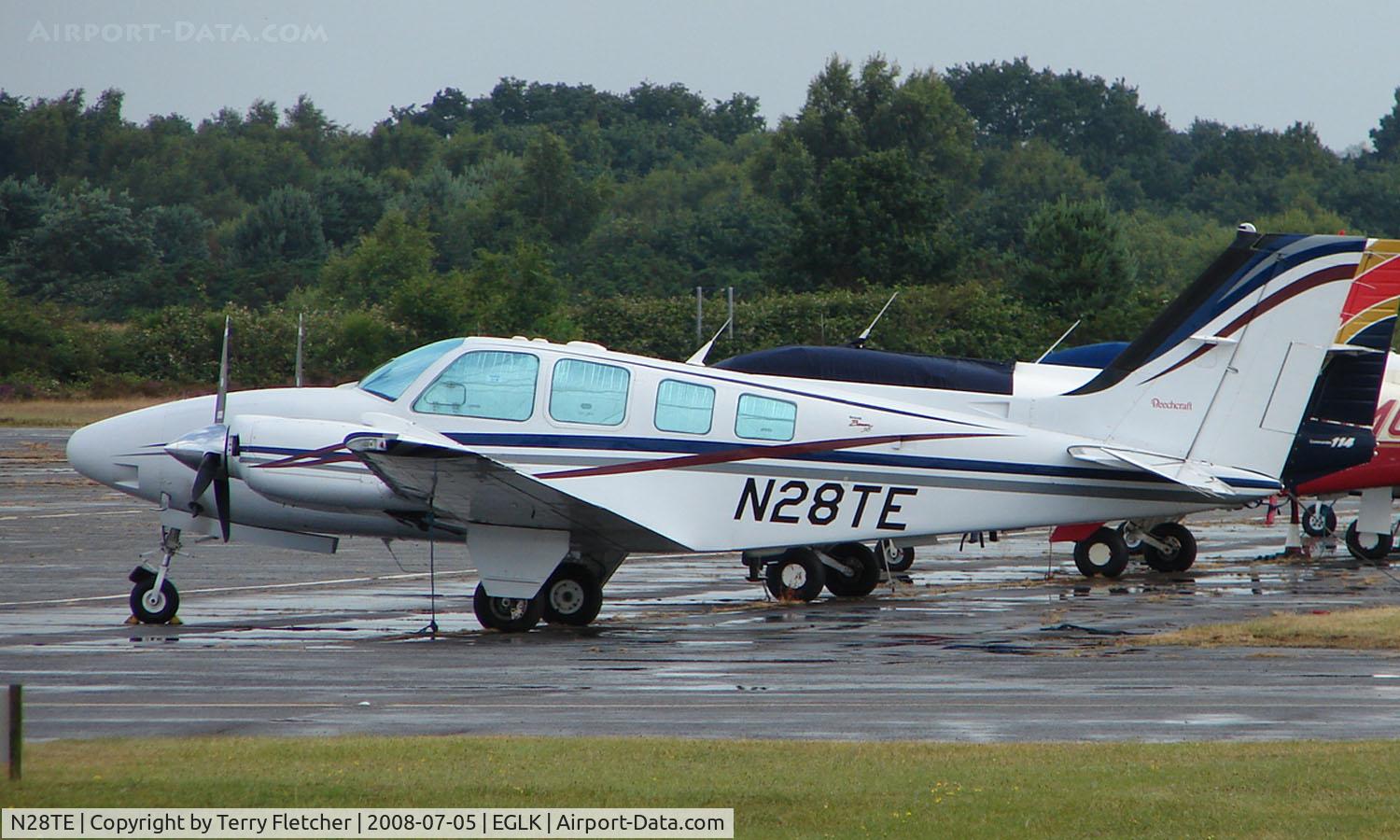 N28TE, 2000 Raytheon Aircraft Company 58 C/N TH-1951, Beech 58 at Blackbushe