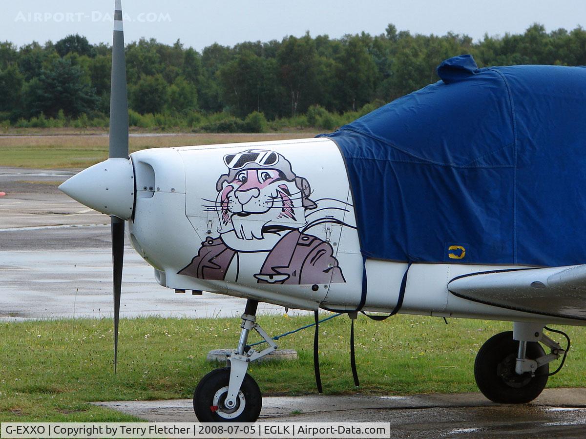 G-EXXO, 1989 Piper PA-28-161 Cadet C/N 2841210, Nose art of Piper Pa-28-161