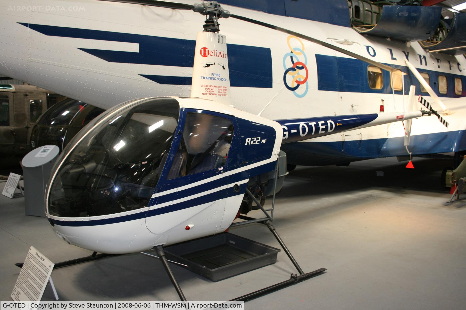 G-OTED, 1981 Robinson R22 C/N 0209, Taken at the Helicopter Museum (http://www.helicoptermuseum.co.uk/)