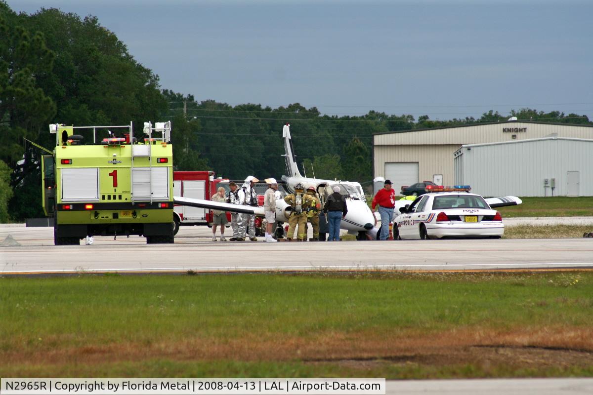 N2965R, 1979 Piper PA-34-200T Seneca II C/N 34-7970425, Piper comes in nose gear collapsed - pilot and passenger were unharmed