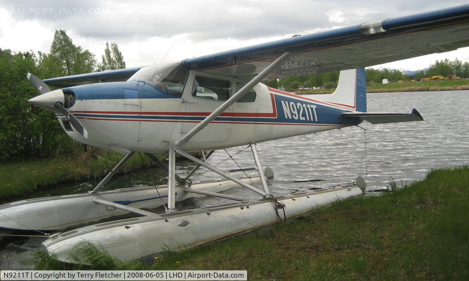 N9211T, 1960 Cessna 180C C/N 50711, Cessna 180C at Lake Hood