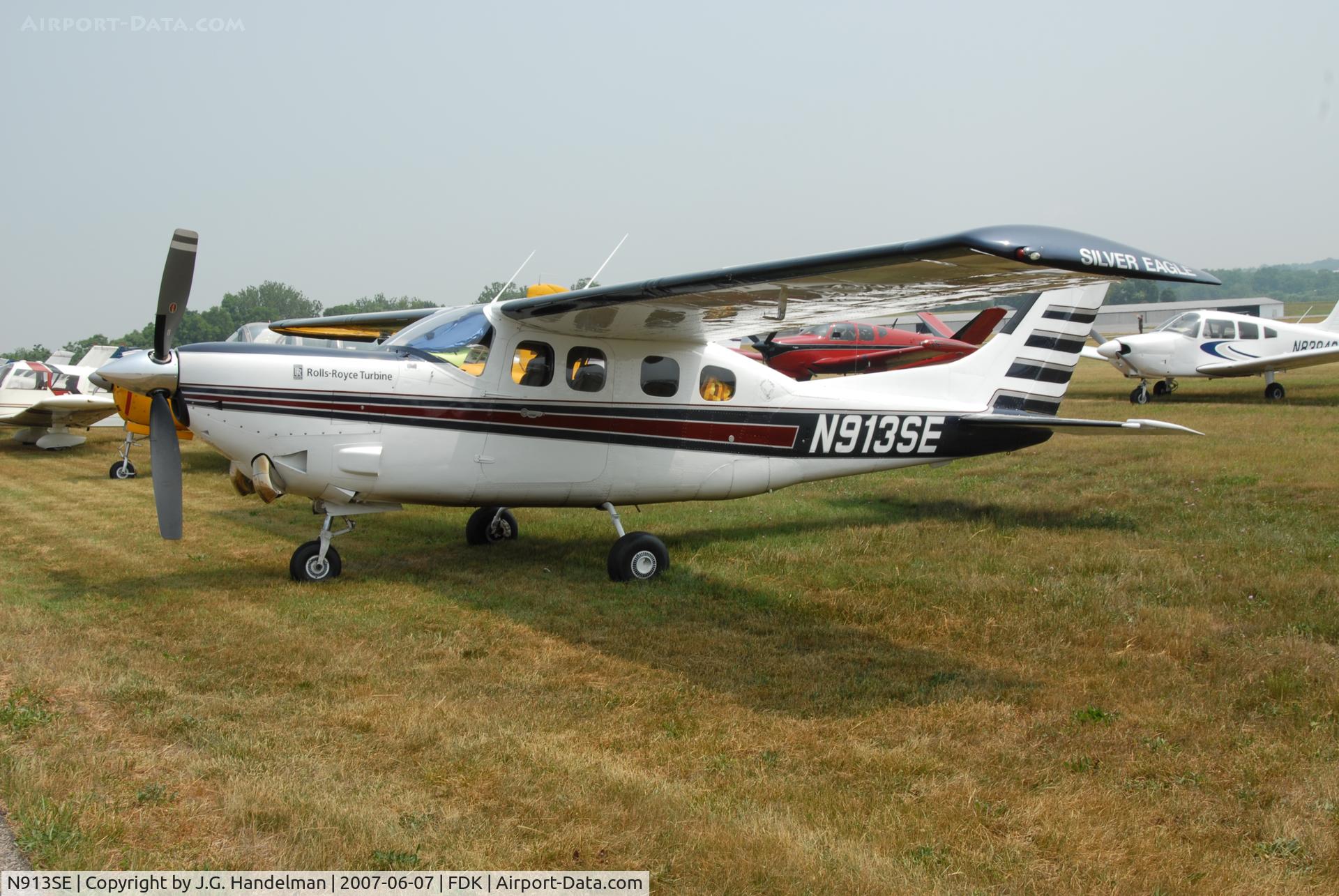 N913SE, 1978 Cessna P210N Pressurised Centurion C/N P21000038, at AOPA Fly In