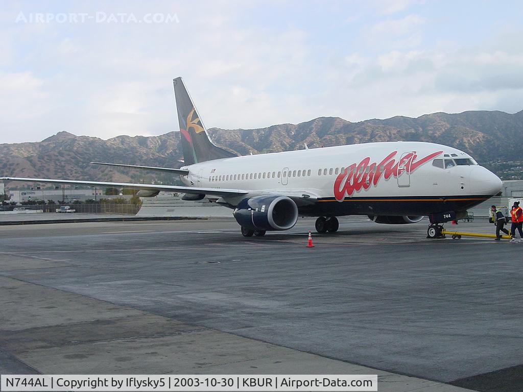 N744AL, 2001 Boeing 737-76N C/N 32582, Aloha Airlines B737 @ KBUR