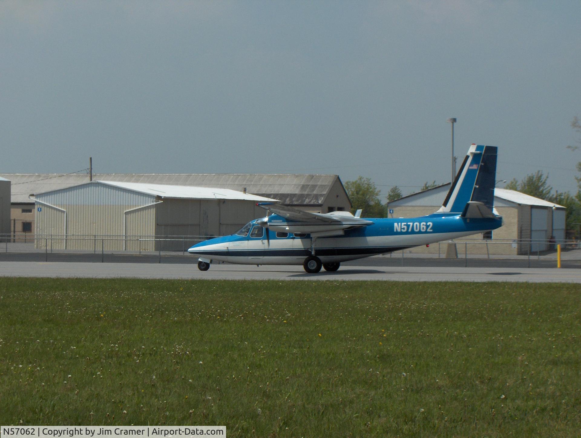 N57062, 1973 Aero Commander 500 S C/N 3172, N57062 Ground run and taxi check by AMT Jennings Lynch.  Seems to work good!