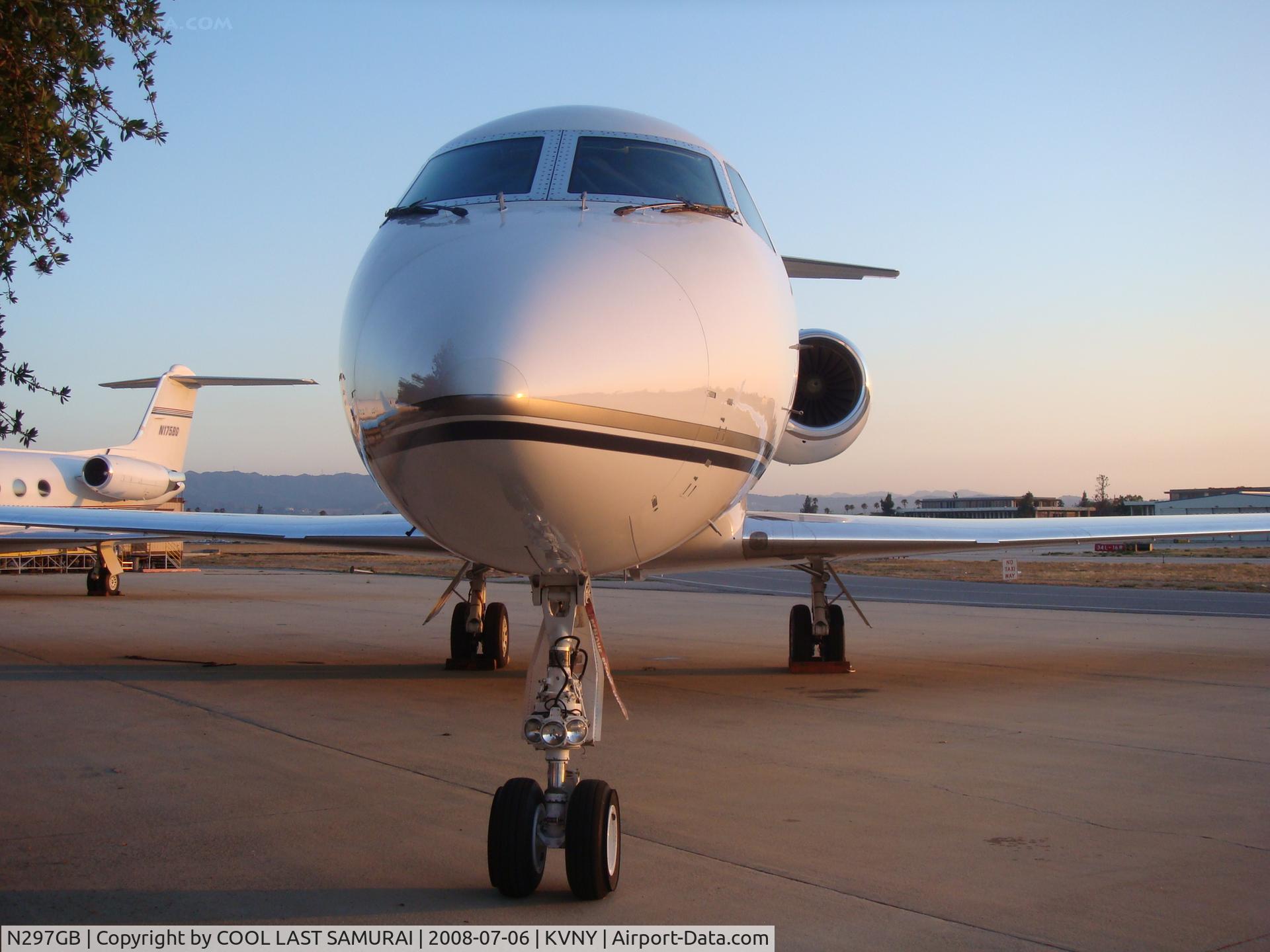 N297GB, 1992 Gulfstream Aerospace G-IV C/N 1208, Airtel Plaza Hotel Transient Parking, Van Nuys Airport