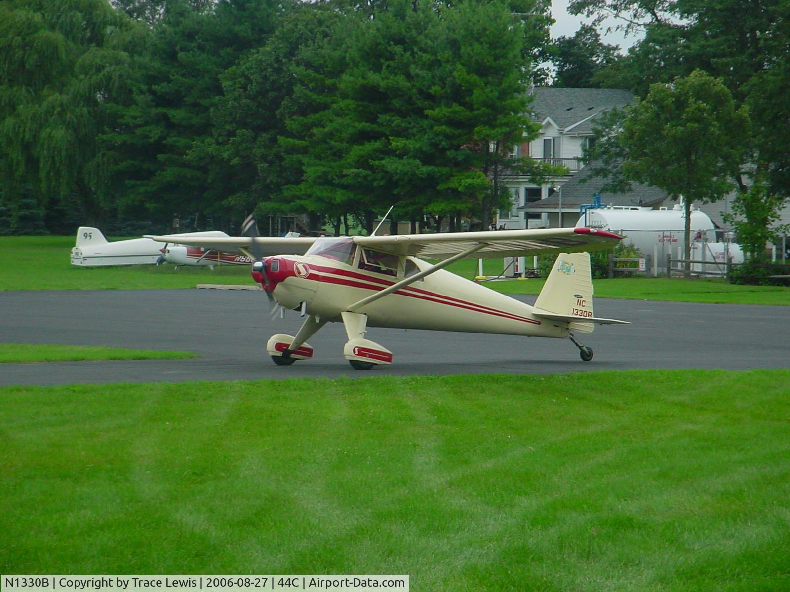 N1330B, 1948 Luscombe 8A C/N 5957, At Beloit