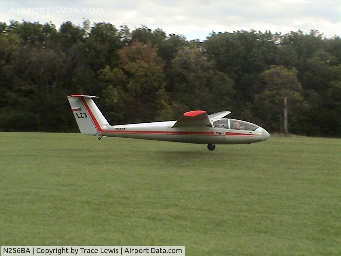 N256BA, 1992 Let L-23 Super Blanik C/N 917926, at CGC