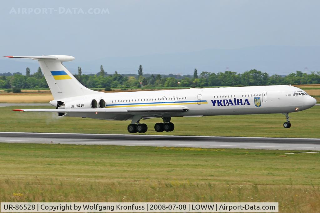 UR-86528, 1981 Ilyushin Il-62M C/N 4038111, nice bird!
