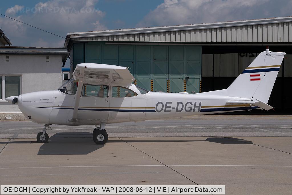 OE-DGH, Reims F172D Skyhawk C/N F172-0001, Cessna 172