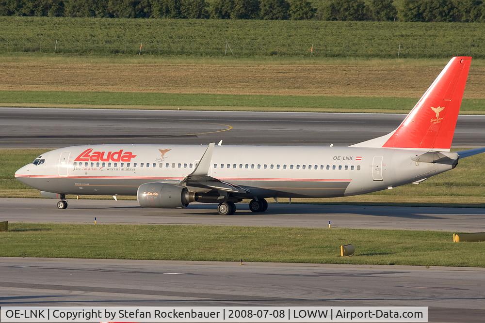 OE-LNK, 1999 Boeing 737-8Z9 C/N 28178, Red tail Lauda 737