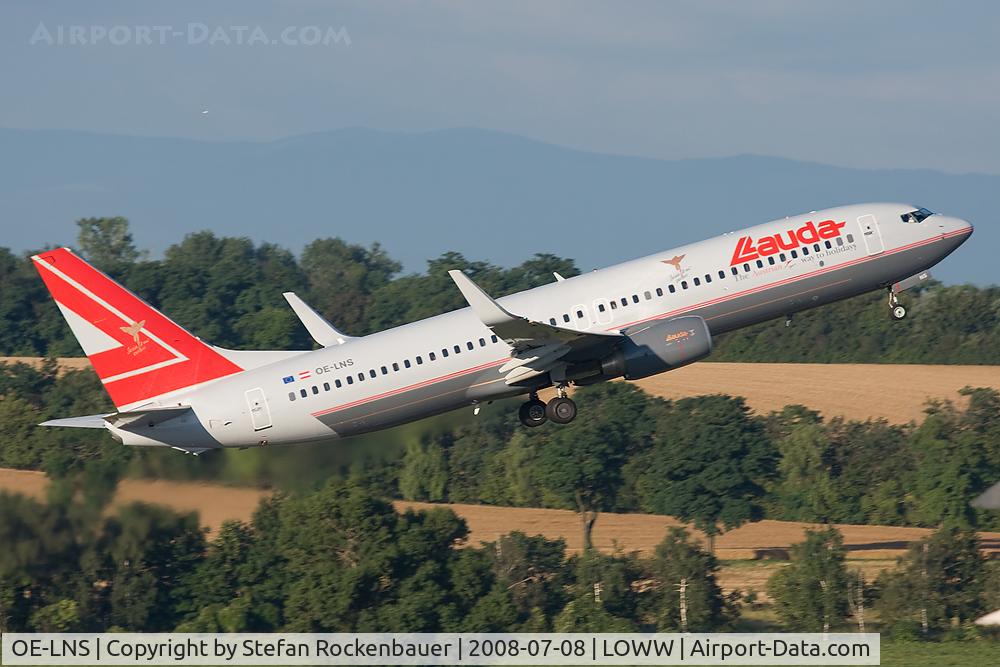 OE-LNS, 2005 Boeing 737-8Z9 C/N 34262, Lauda 737