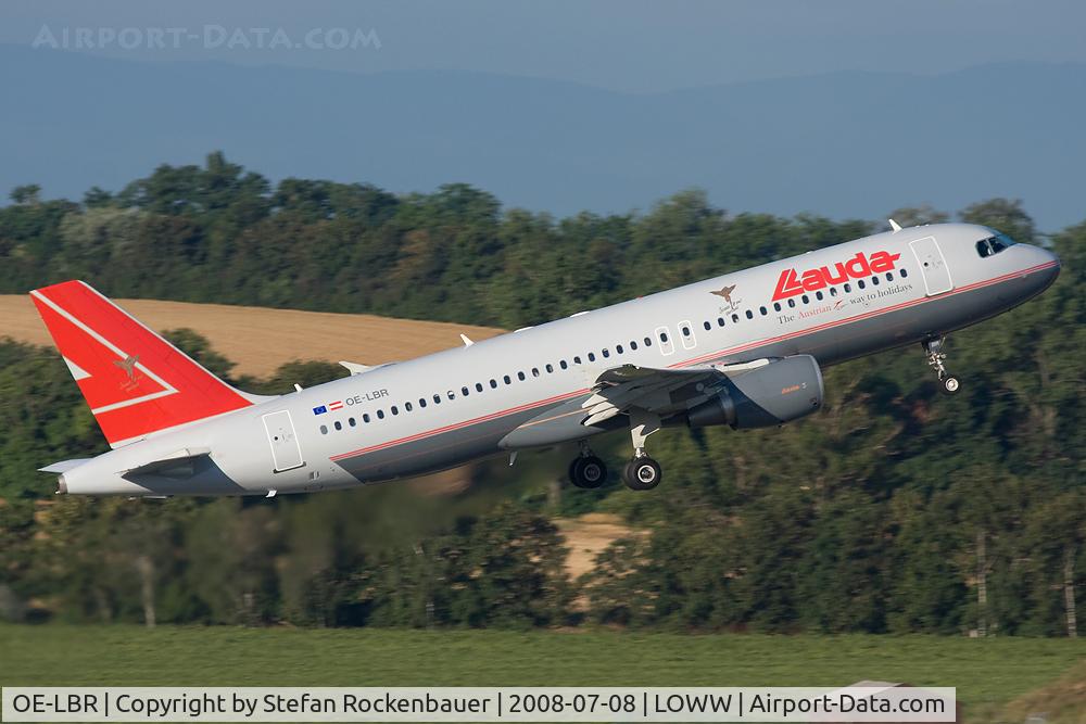 OE-LBR, 2000 Airbus A320-214 C/N 1150, Lauda A320