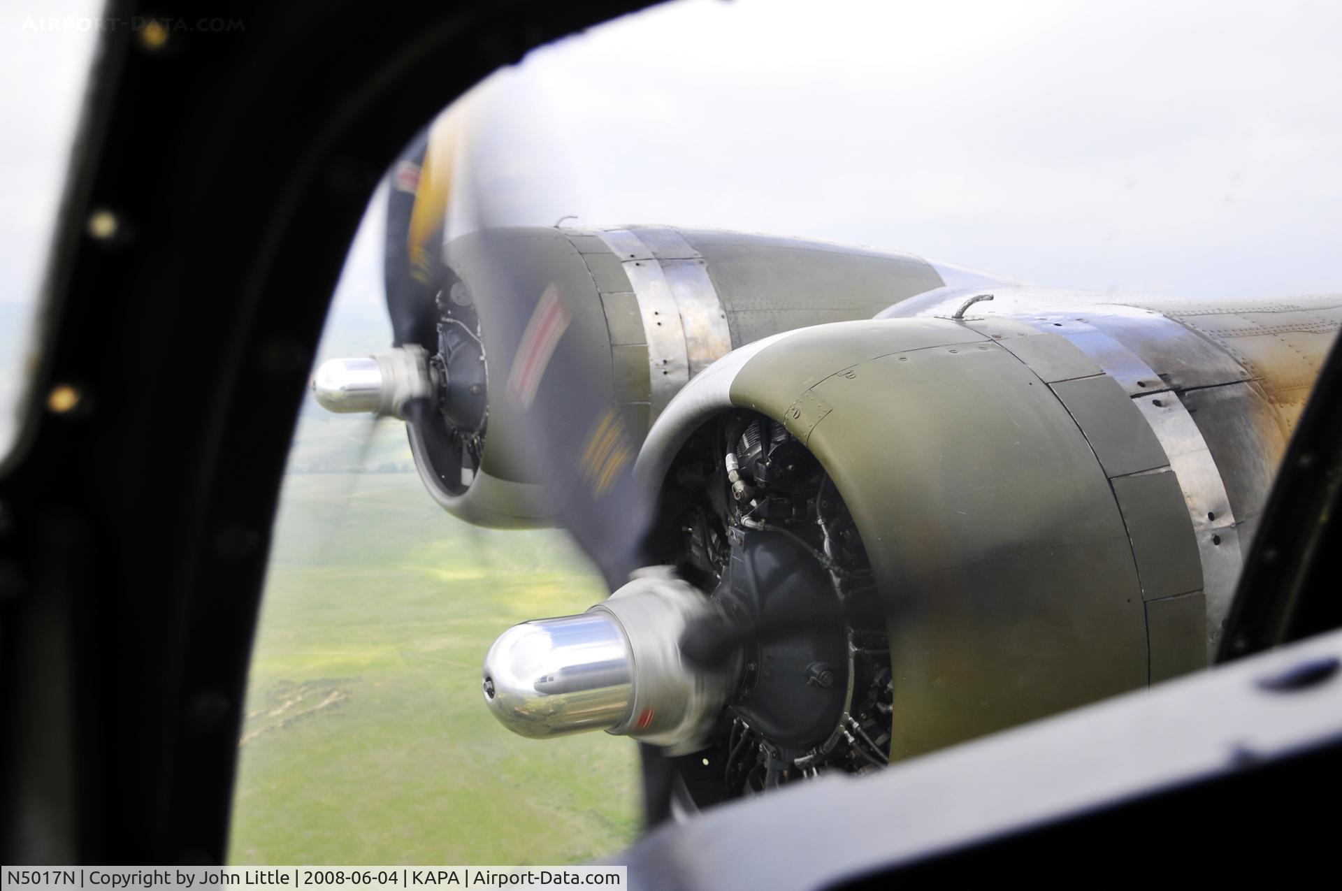 N5017N, 1944 Lockheed/Vega (Boeing) B-17G-105-VE Flying Fortress C/N 8649, Looking starboard at the engines