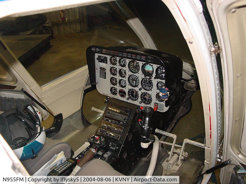 N955FM, 1979 Bell 206B JetRanger C/N 2639, N955FM KLOS Bell 206 BIII cockpit