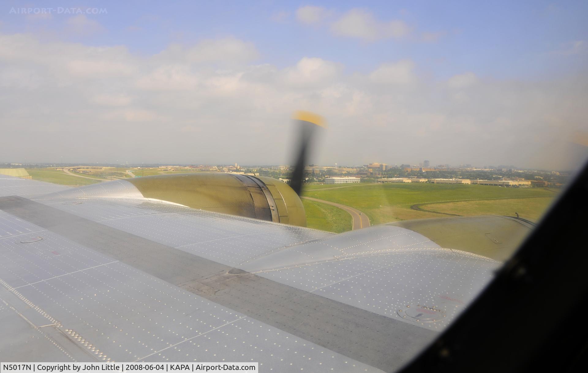 N5017N, 1944 Lockheed/Vega (Boeing) B-17G-105-VE Flying Fortress C/N 8649, On Approach to 35R at Centennial, looking out of Radio Mans position
