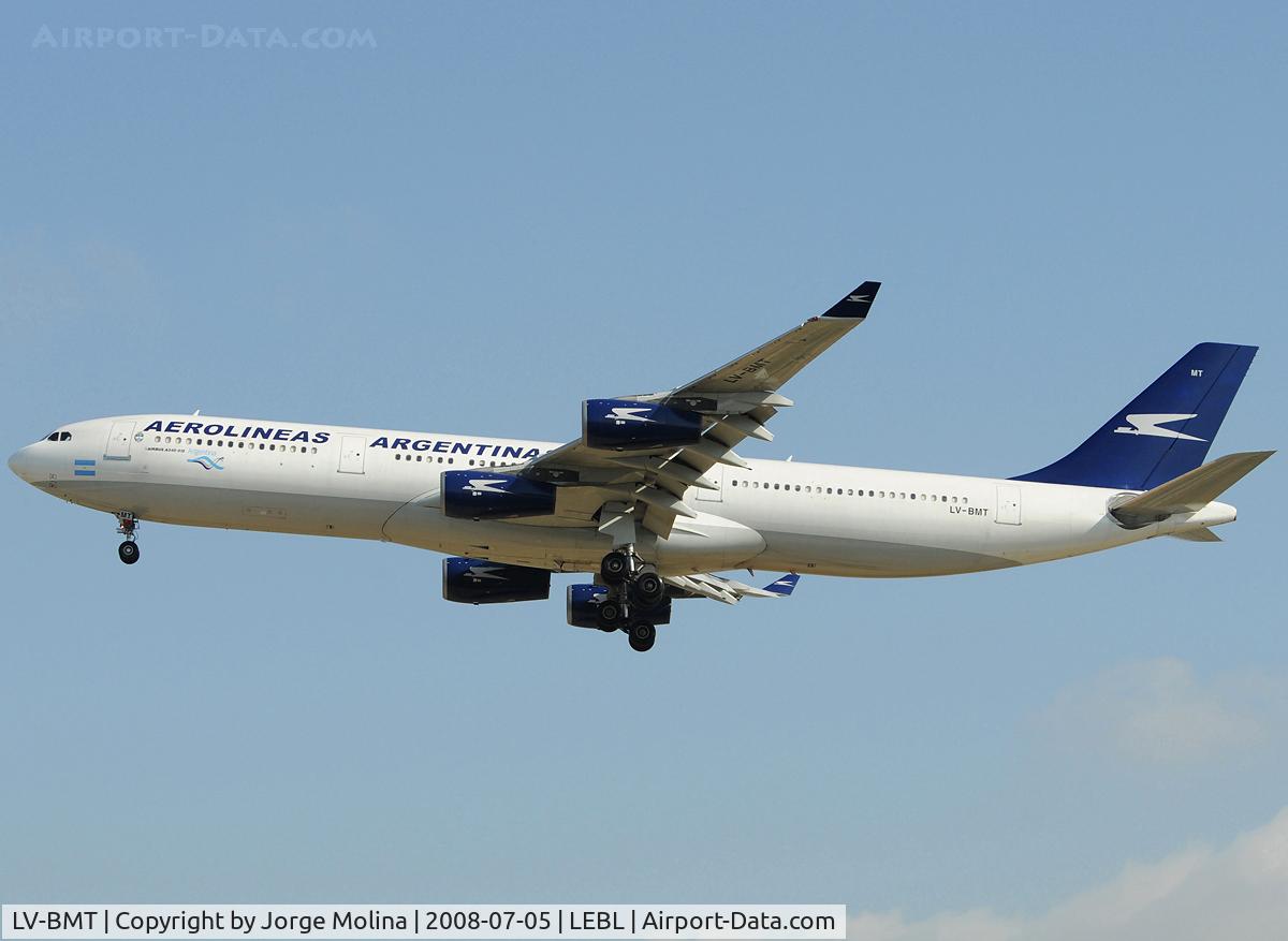LV-BMT, 1994 Airbus A340-312 C/N 048, On final to RWY 25R.