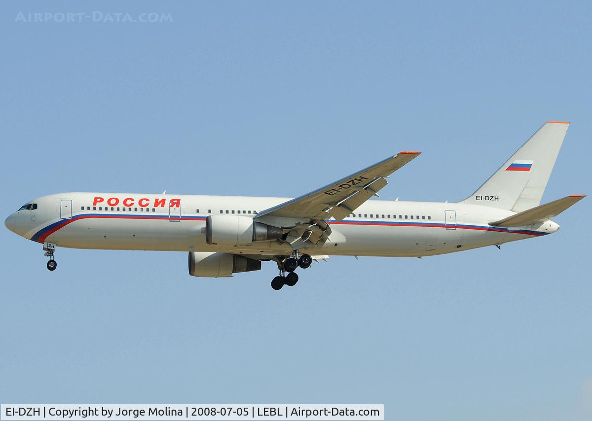 EI-DZH, 2002 Boeing 767-3Q8/ER C/N 29390, Clear to land RWY 25R.