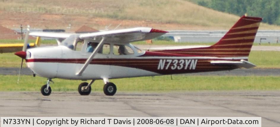 N733YN, 1977 Cessna 172N C/N 17268656, 1977 Cessna 172N in Danville Va.
