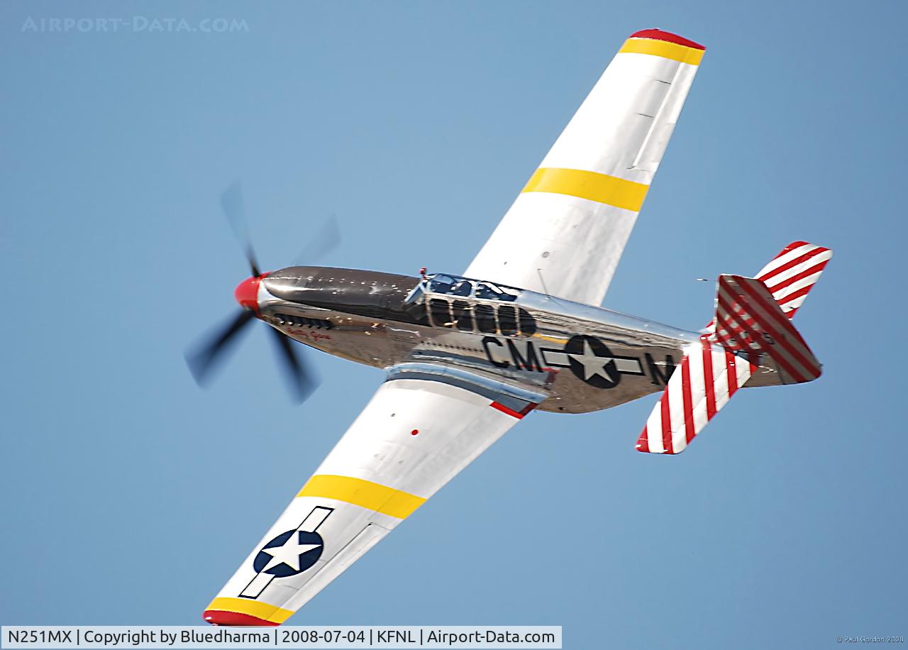 N251MX, 1943 North American P-51C-10 Mustang C/N 103-22730, Betty Jane Fly By. The guy in the back enjoys the ride.