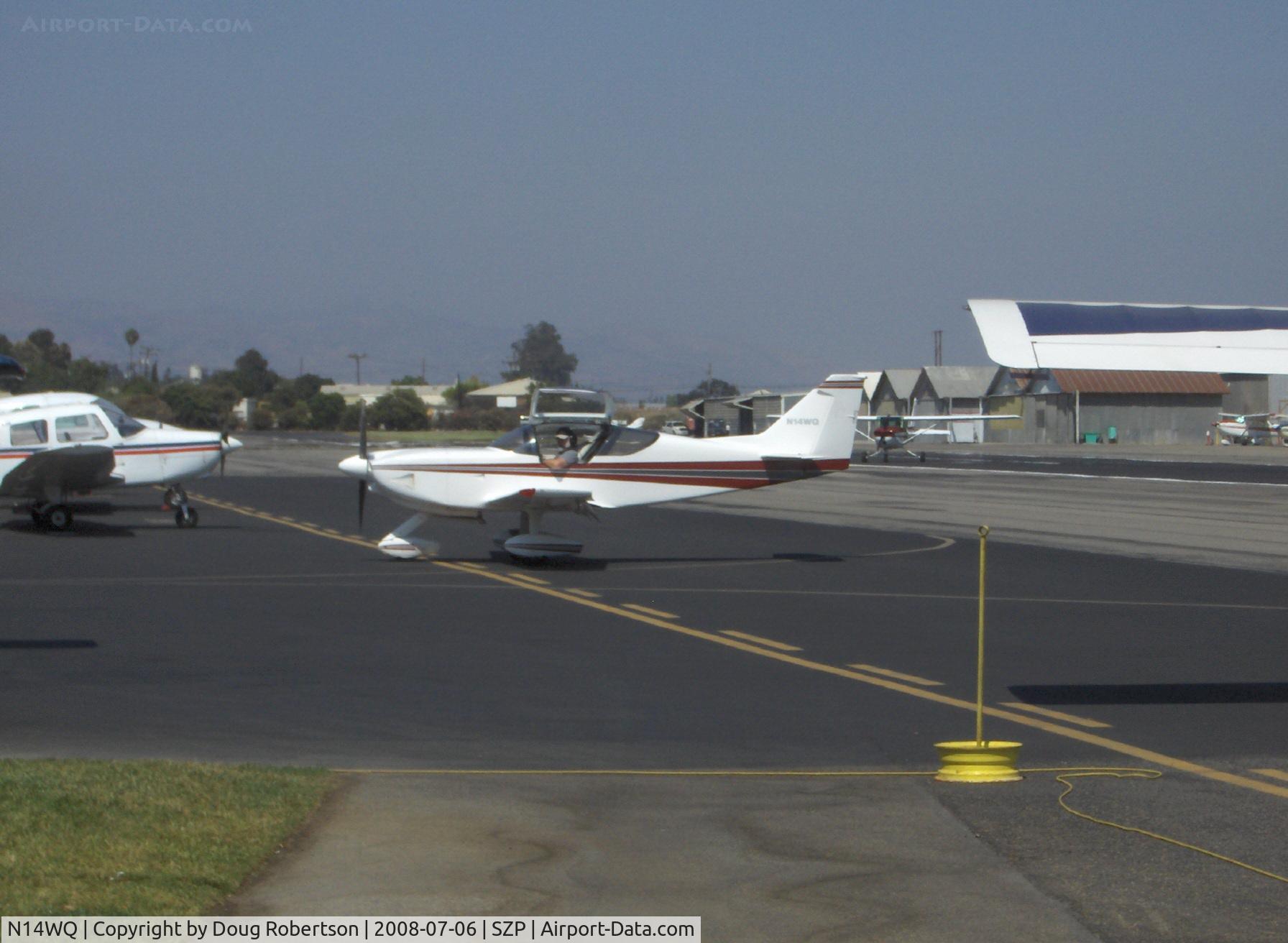 N14WQ, Stoddard-Hamilton Glasair II-S C/N 2172, 1993 Quinn GLASAIR SH II-S, taxi