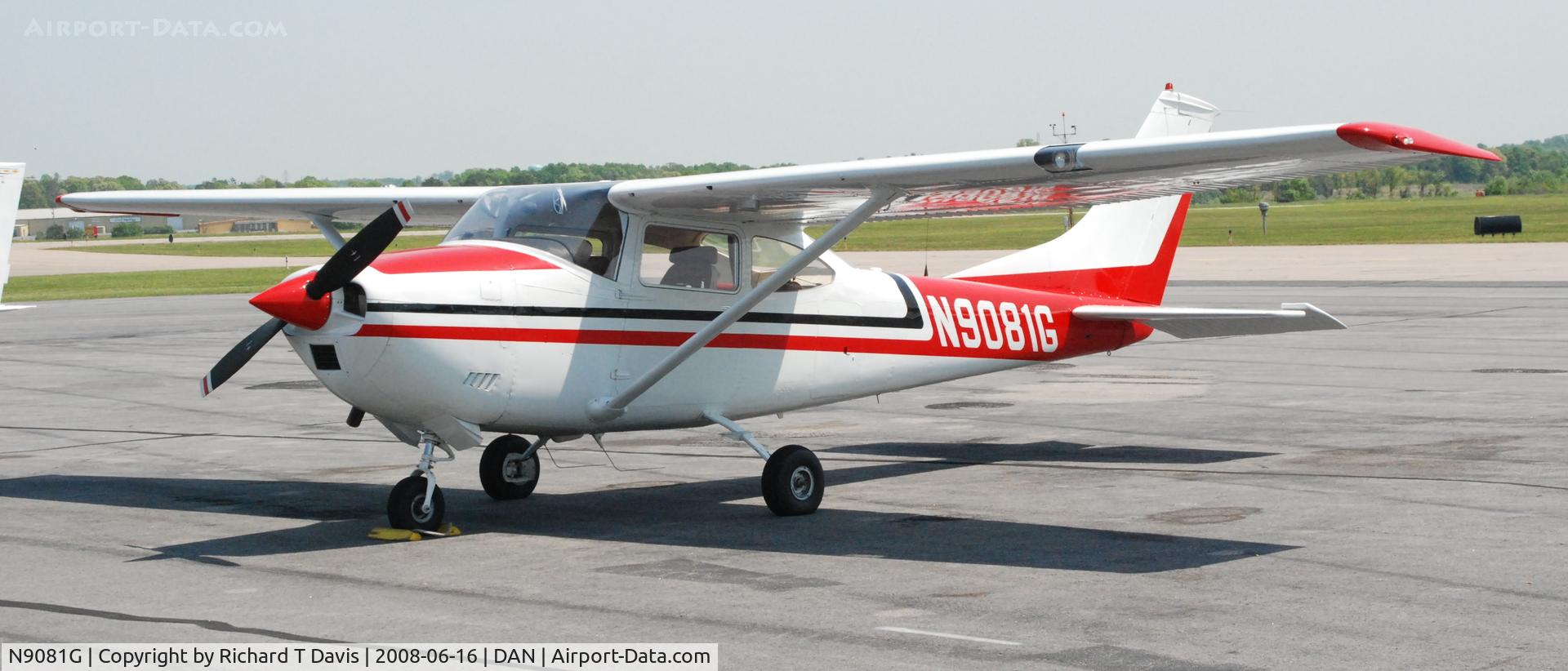 N9081G, 1971 Cessna 182N Skylane C/N 18260621, 1971 Cessna 182N in Danville Va.