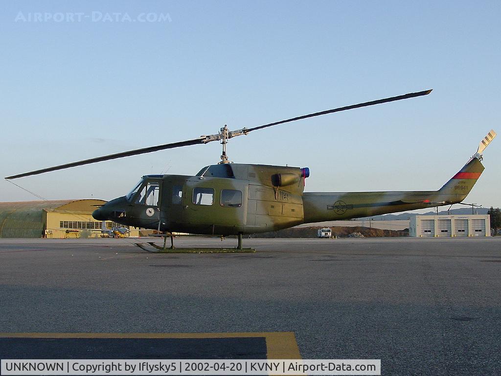 UNKNOWN, , Bell 212 painted in fictious colors for the movie 