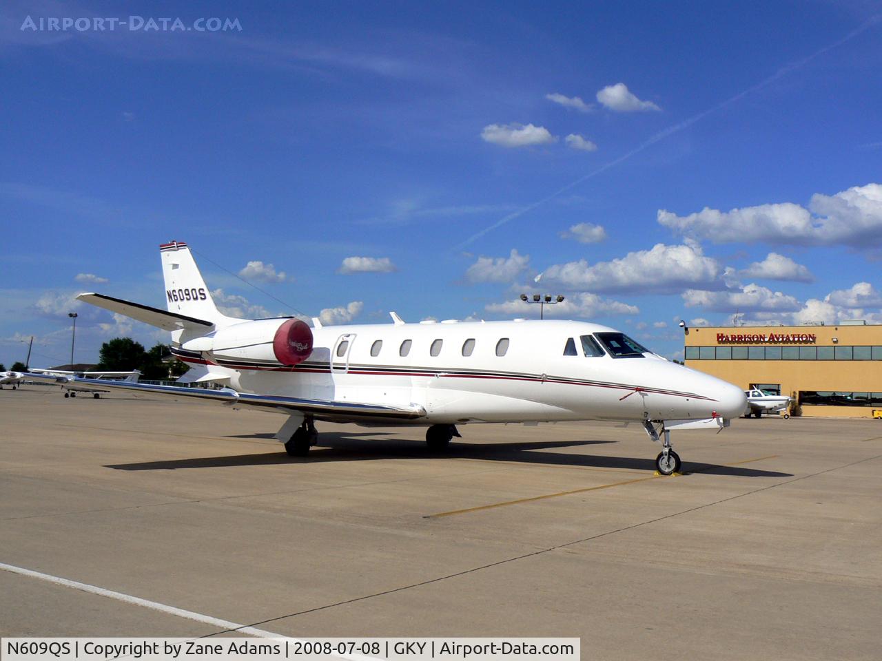 N609QS, 2004 Cessna 560XL Citation XLS C/N 560-5522, At Arlington Municipal