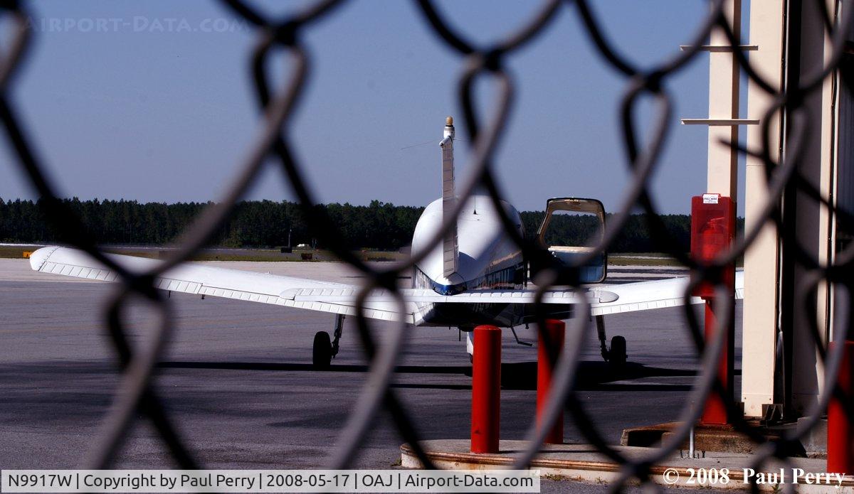 N9917W, 1967 Piper PA-28-140 C/N 28-23439, Loading up