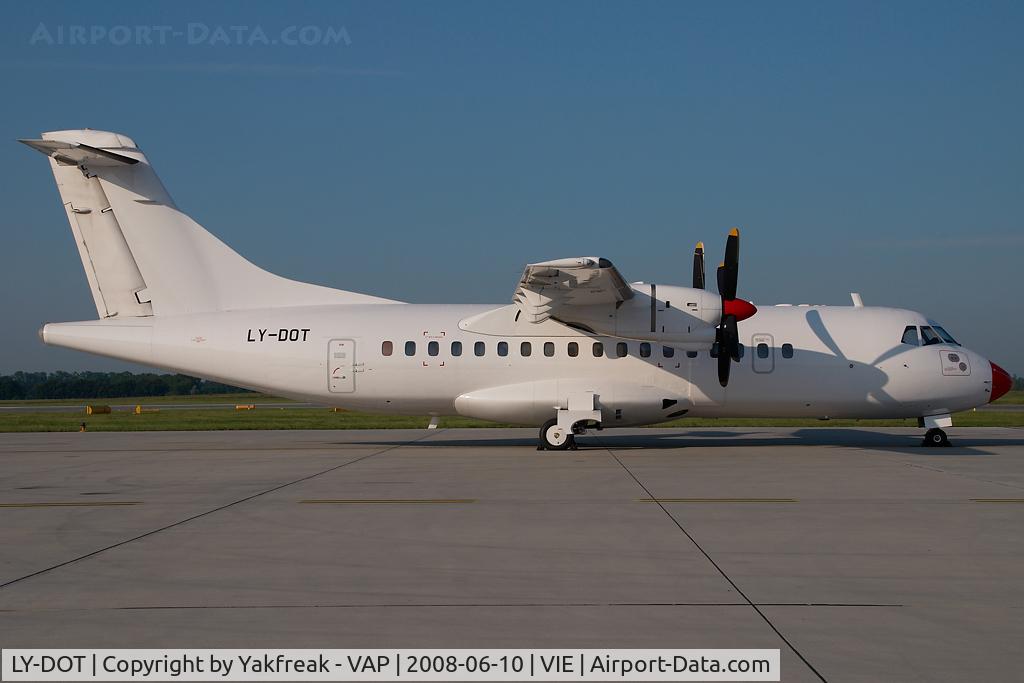 LY-DOT, 1990 ATR 42-300 C/N 176, ATR 42
