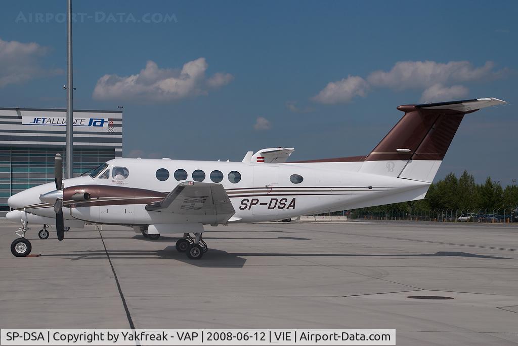 SP-DSA, 2007 Hawker Beechcraft B200GT King Air C/N BY-3, Beech 200 King Air