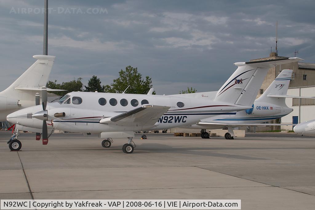 N92WC, 1989 Beech B200 King Air C/N BB-1330, Beech 200 King Air