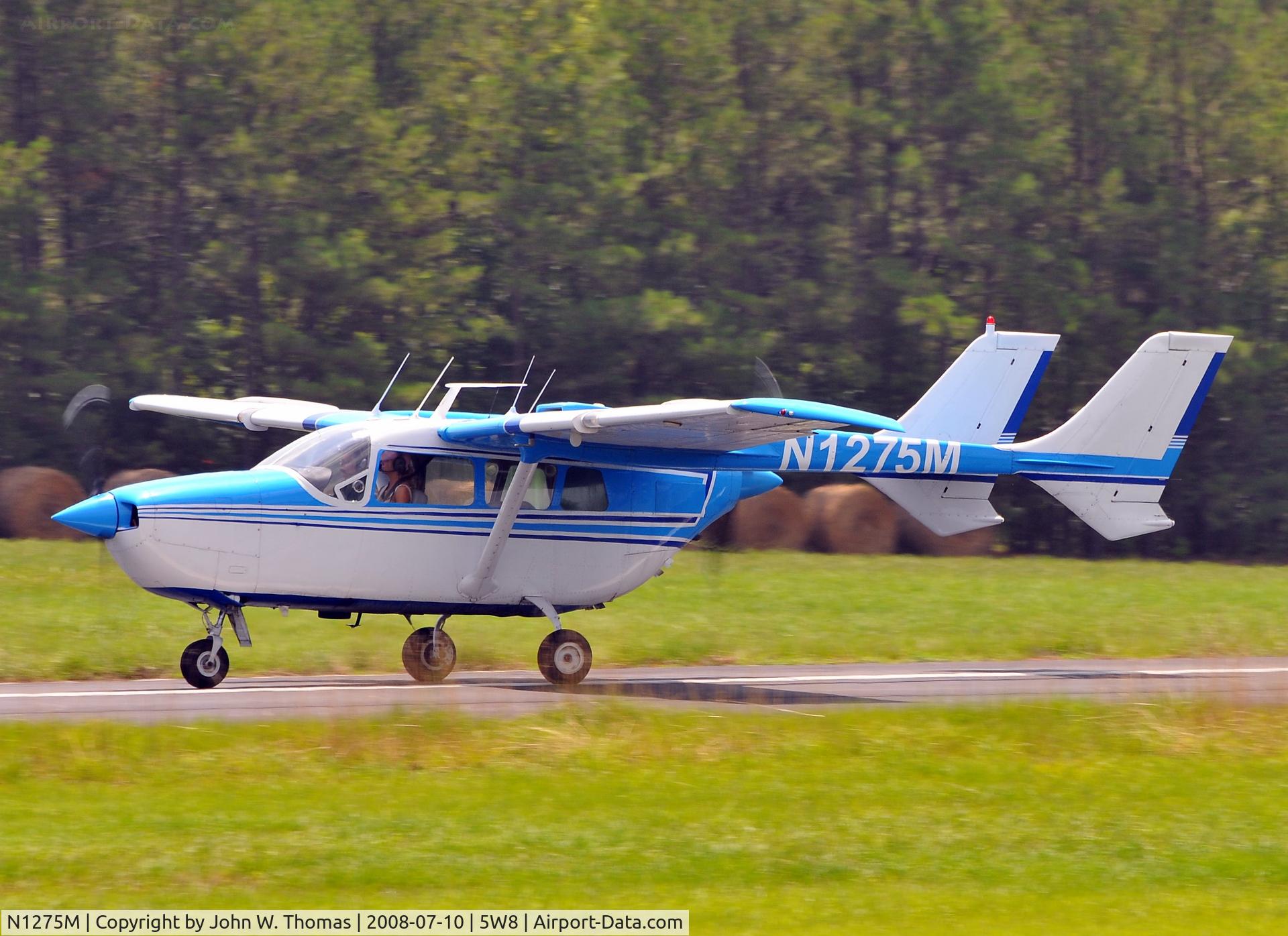 N1275M, 1970 Cessna 337E Super Skymaster C/N 33701275, Arriving runway 4