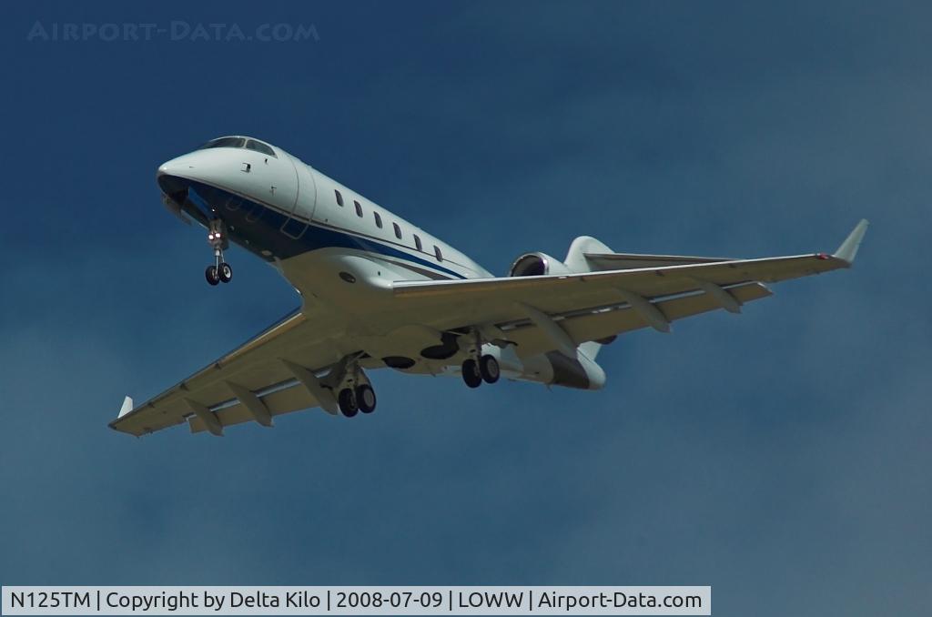 N125TM, 2006 Bombardier Challenger 300 (BD-100-1A10) C/N 20104, WELLS FARGO BANK Challenger 300