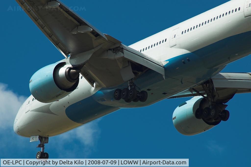 OE-LPC, 2002 Boeing 777-2Z9/ER C/N 29313, AUSTRIAN