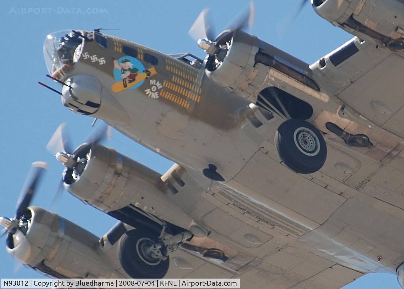 N93012, 1944 Boeing B-17G-30-BO Flying Fortress C/N 32264, Nine-O-Nine Flys over the Public area.