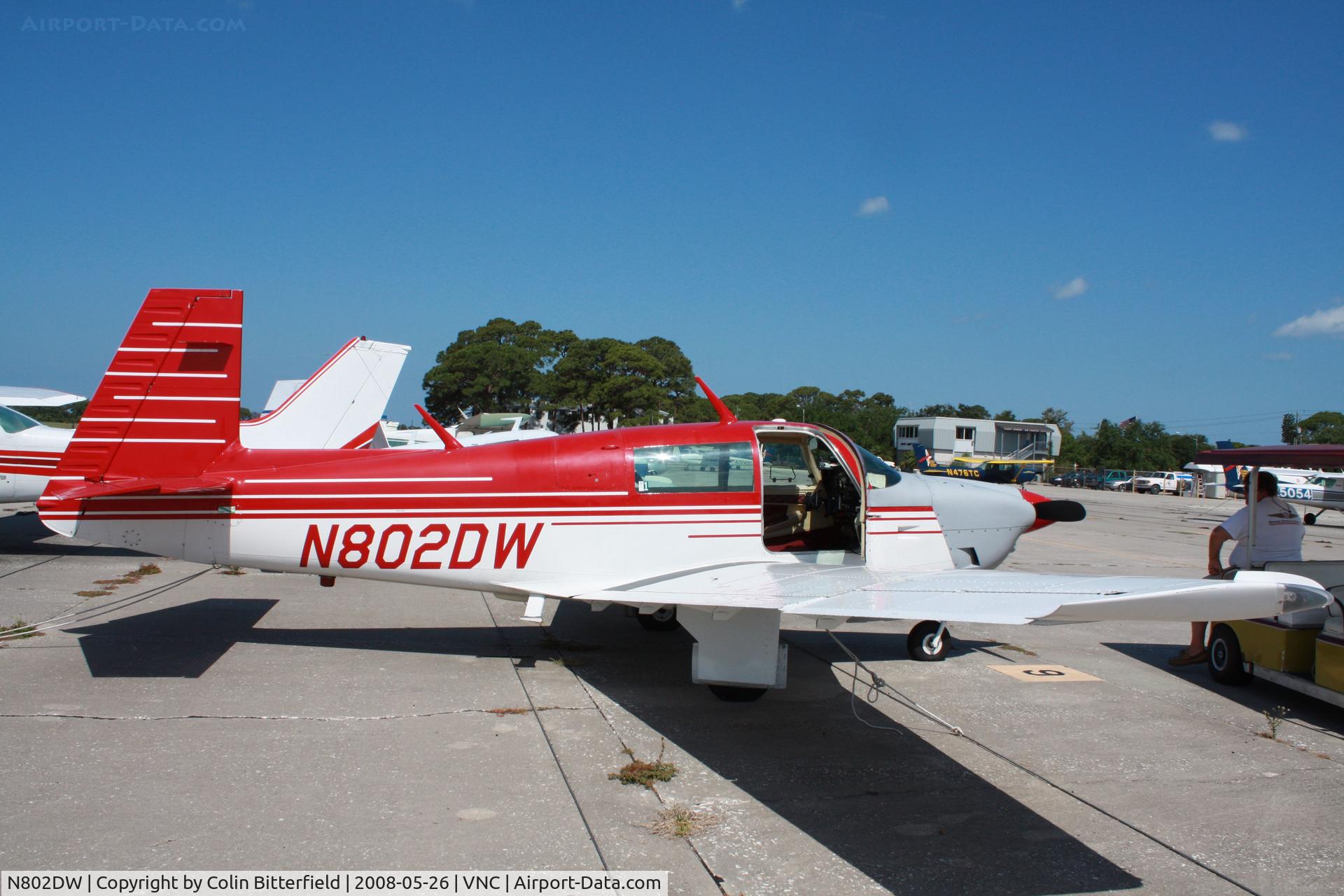 N802DW, 1984 Mooney M20J 201 C/N 24-1530, N802DW @ VNC