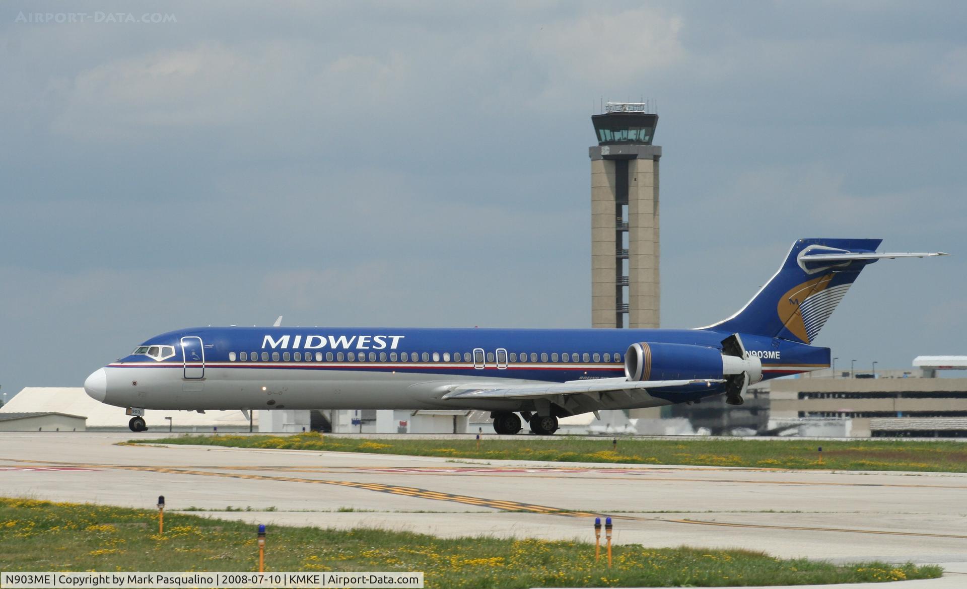 N903ME, 2003 Boeing 717-200 C/N 55167, Boeing 717-200