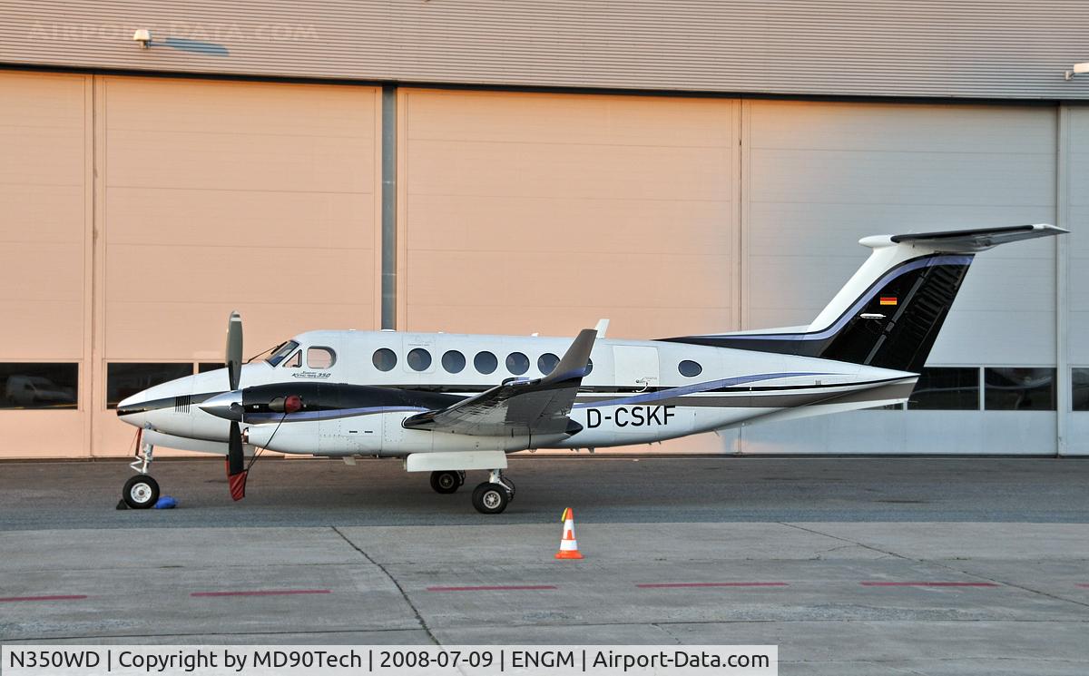 N350WD, 1999 Beech Super King Air 350 C/N FL-256, Picture with new German reg.