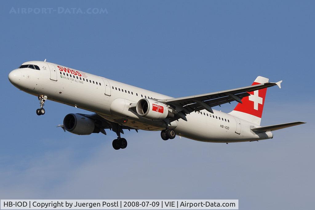HB-IOD, 1995 Airbus A321-111 C/N 522, 1995 Airbus A321-111