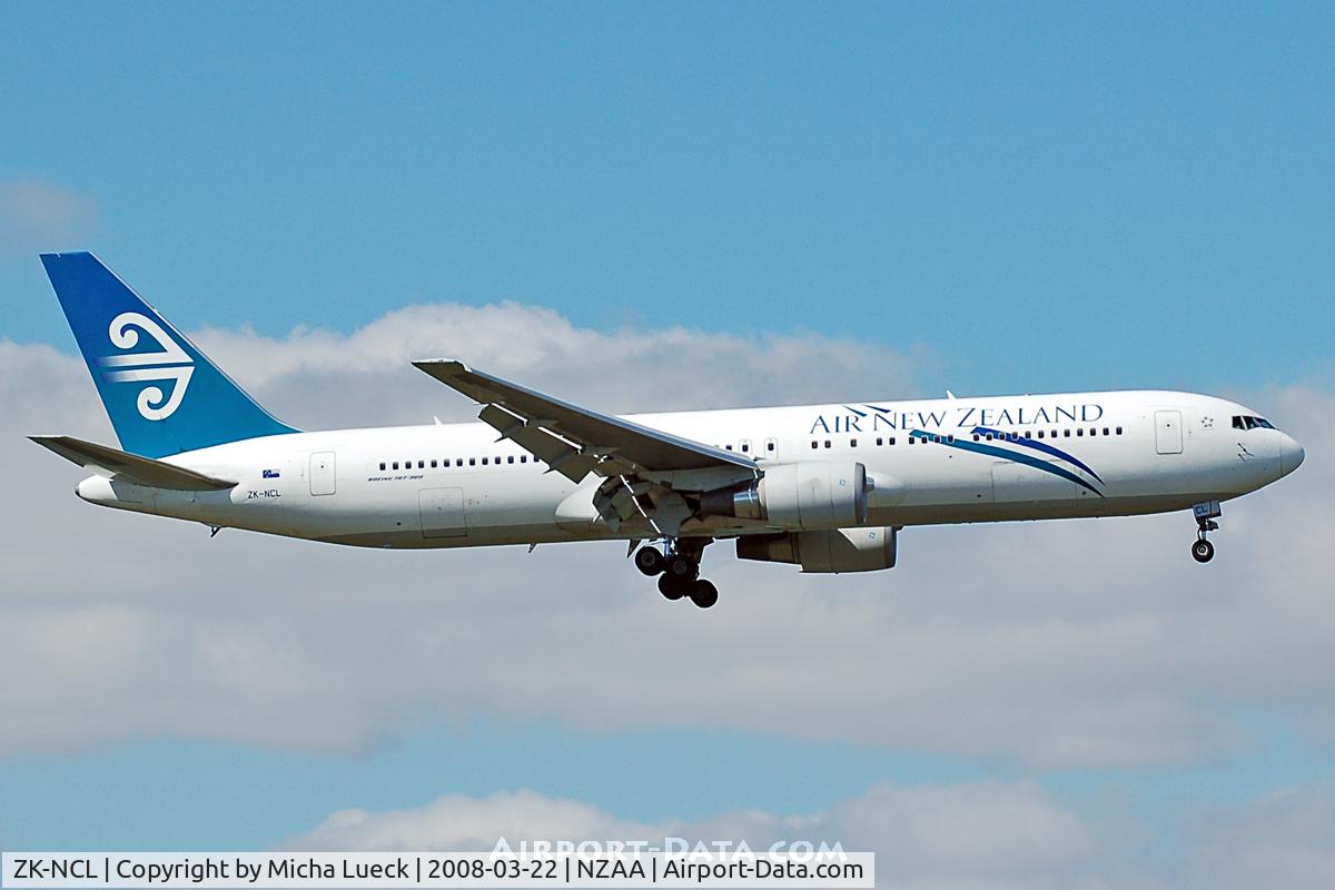 ZK-NCL, 1997 Boeing 767-319/ER C/N 28745, On approach to Auckland