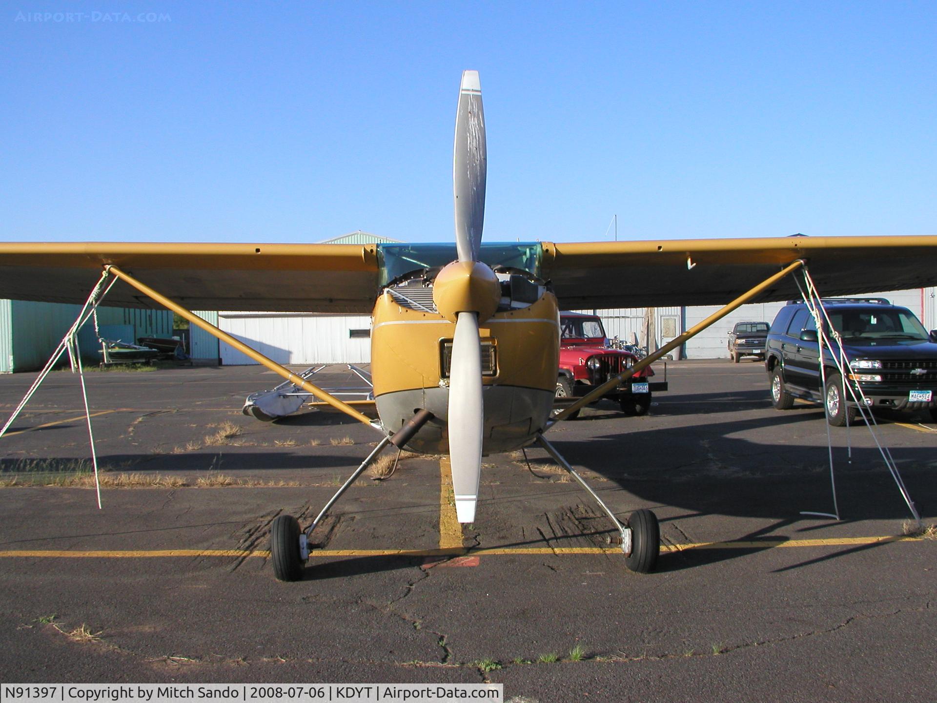 N91397, 1969 Cessna 180H Skywagon C/N 18052067, Parked on the ramp at Sky Harbor.