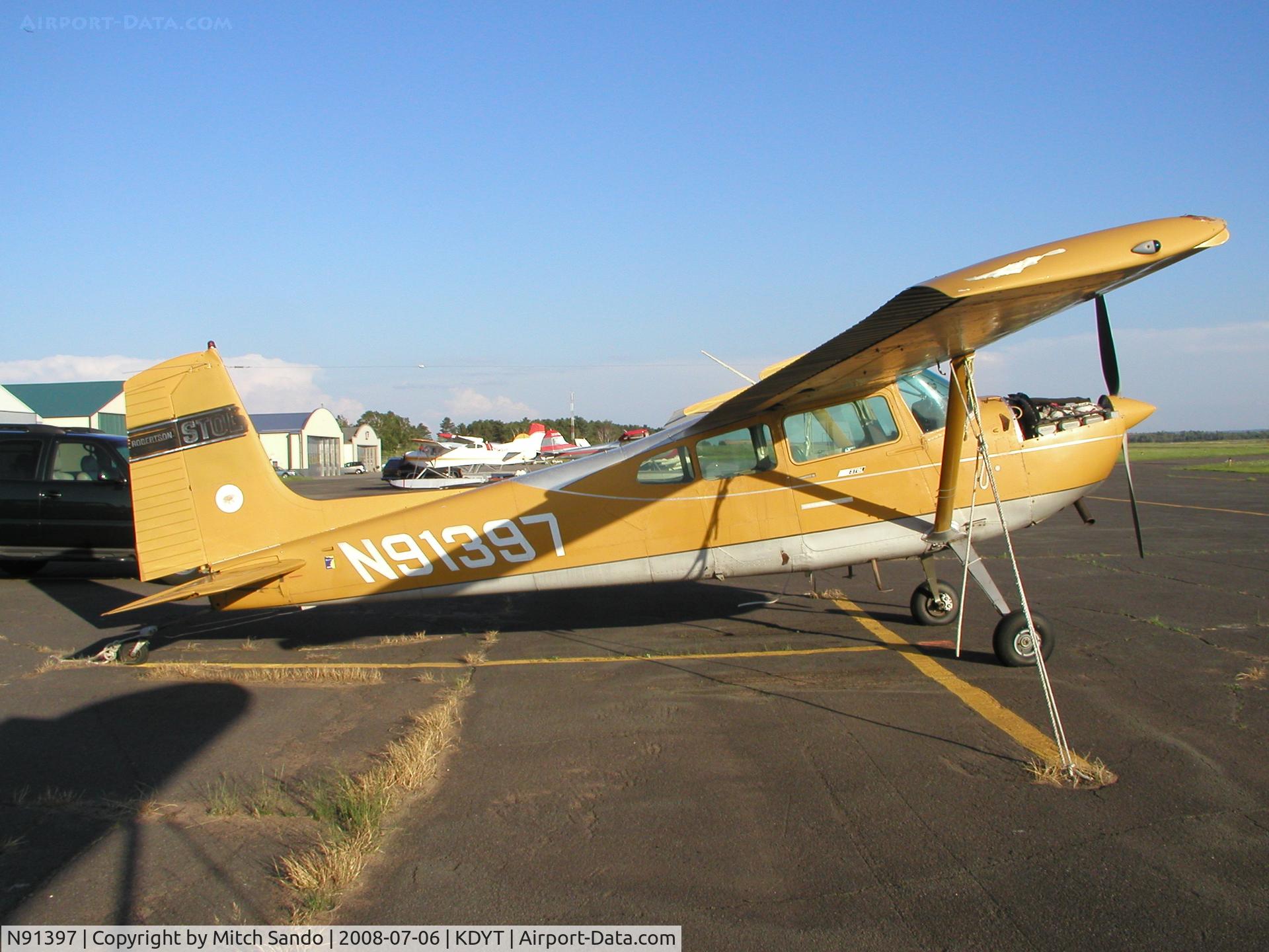 N91397, 1969 Cessna 180H Skywagon C/N 18052067, Parked on the ramp at Sky Harbor.