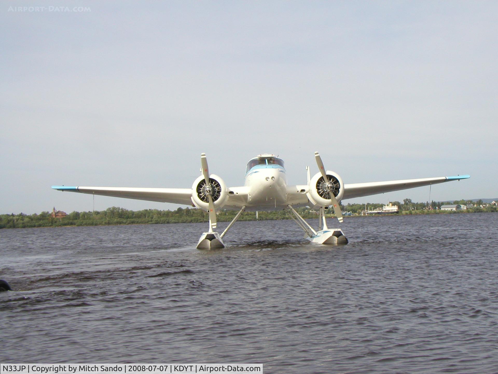 N33JP, 1954 Beech D18S C/N A-998, Starting up in the water.