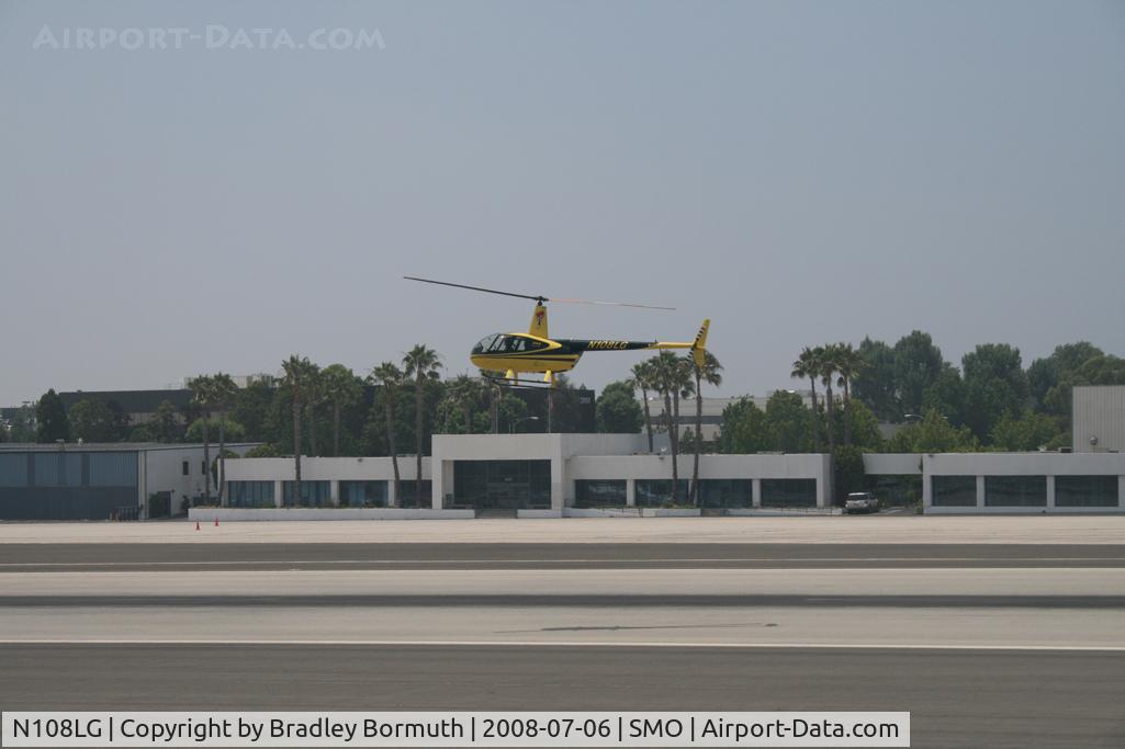 N108LG, Robinson R44 II C/N 11139, A great day to take pictures.
