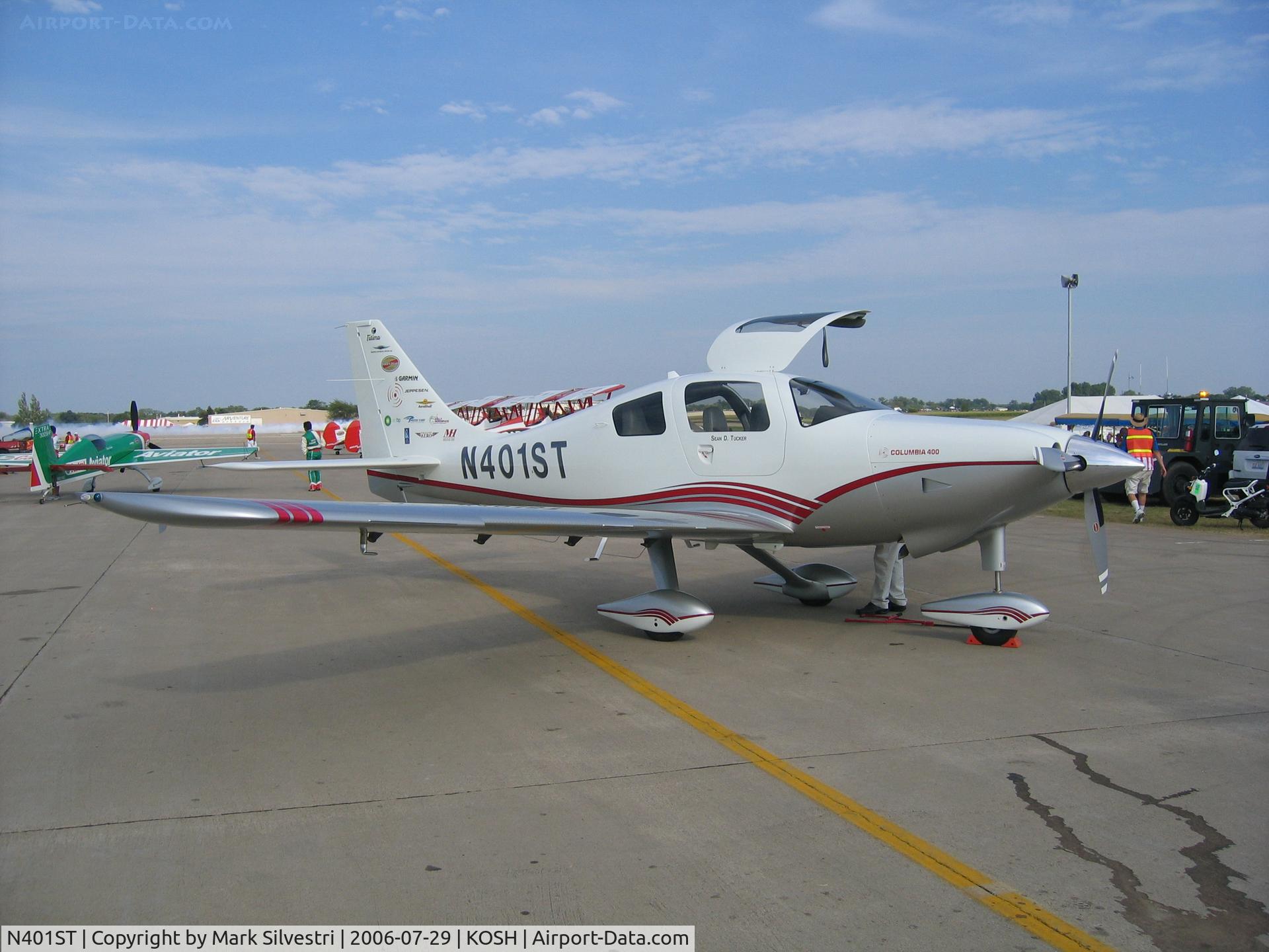N401ST, 2006 Columbia Aircraft Mfg LC-41-550FG Columbia 400 C/N 41624, Oshkosh 2006