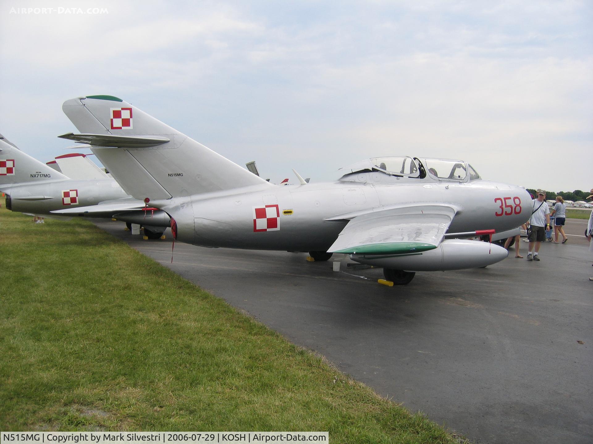 N515MG, 1953 Mikoyan-Gurevich MIG 15UTI C/N 1A03508, Oshkosh 2006